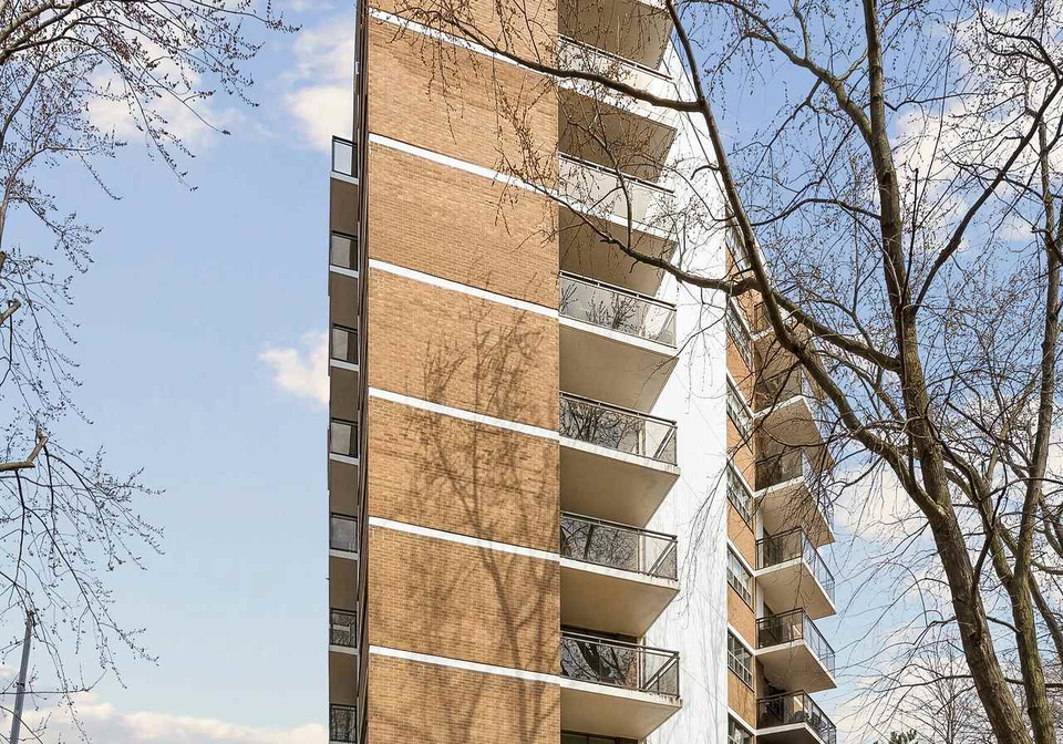 212-kerr-street-oakville-ontario-w13552536