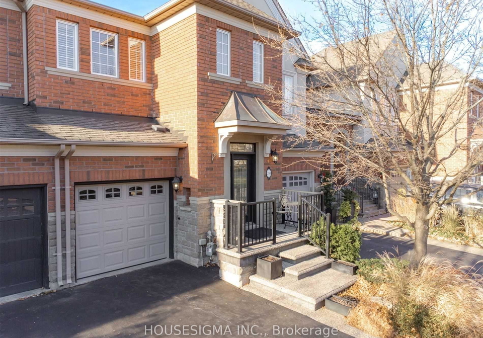 244-tawny-crescent-oakville-ontario-w13552546