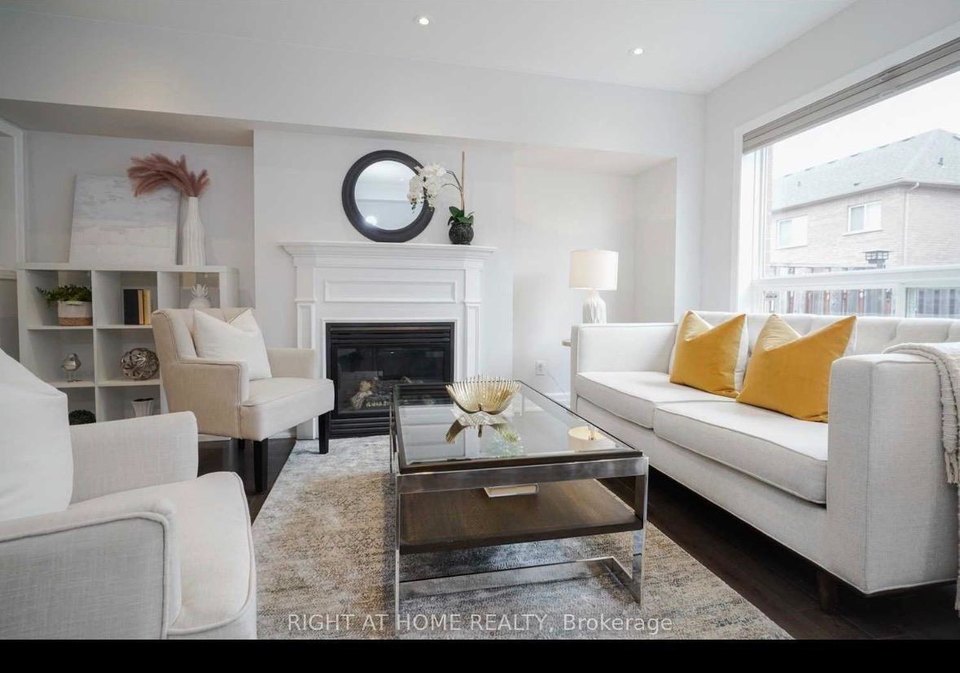 6399-spinnaker-circle-mississauga-ontario-w13552636