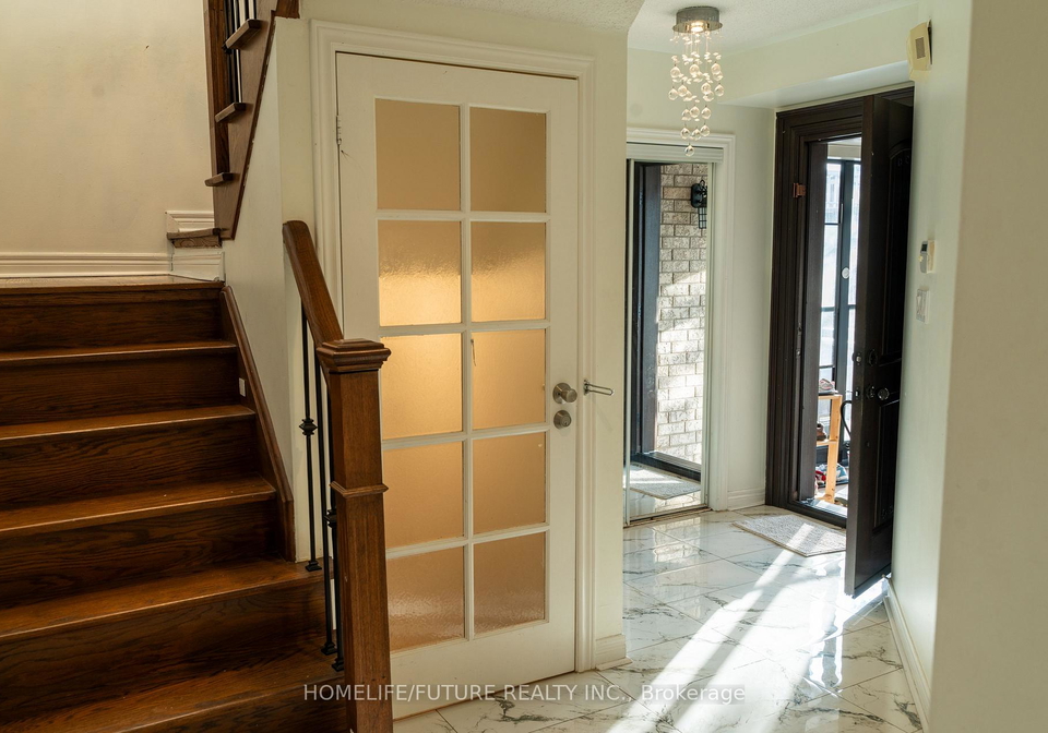 620-madame-street-mississauga-ontario-w13552640
