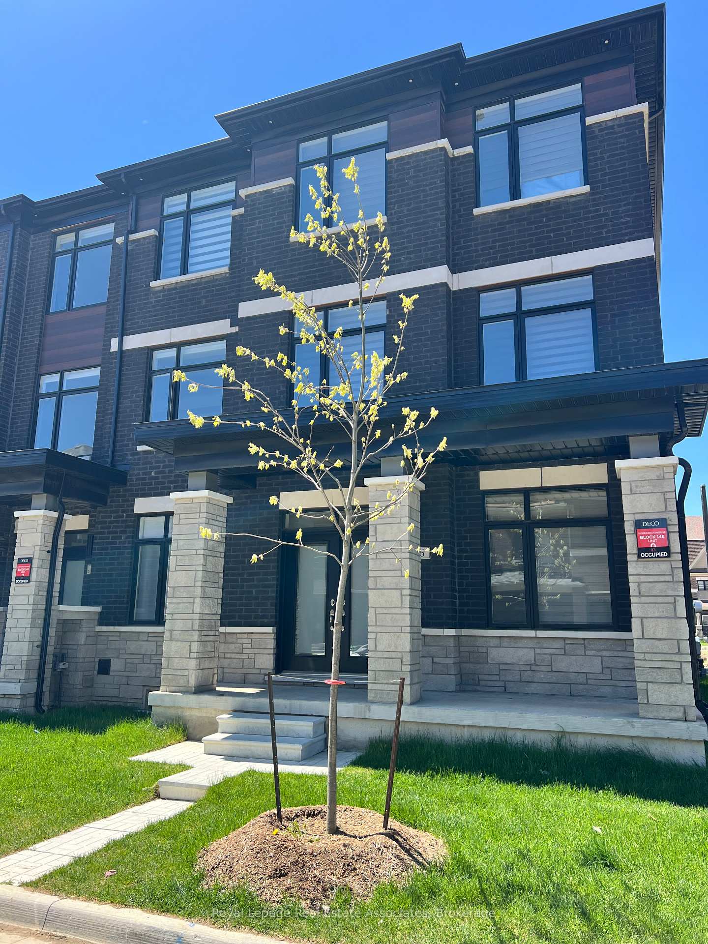 16-bonnington-drive-brampton-ontario-w13552796