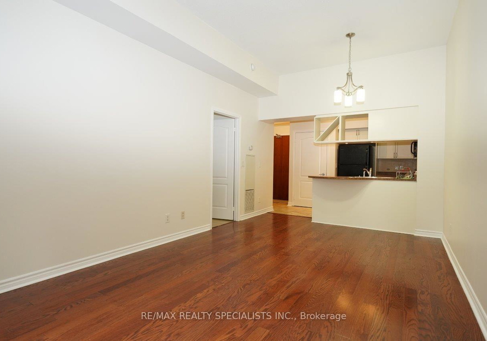 330-princess-royal-drive-mississauga-ontario-w13553692