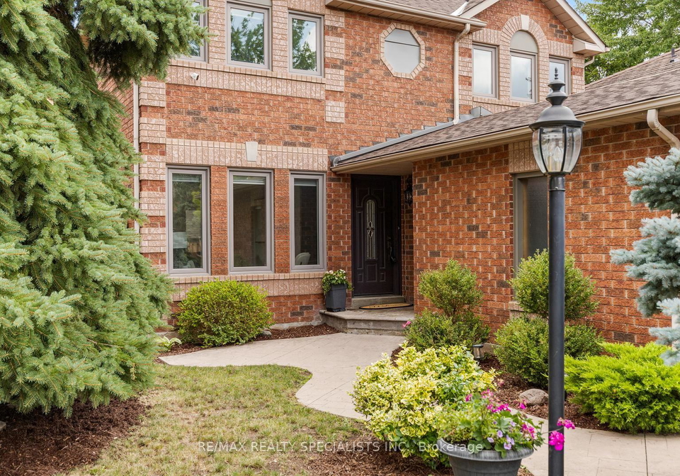 3879-periwinkle-crescent-mississauga-ontario-w13553778