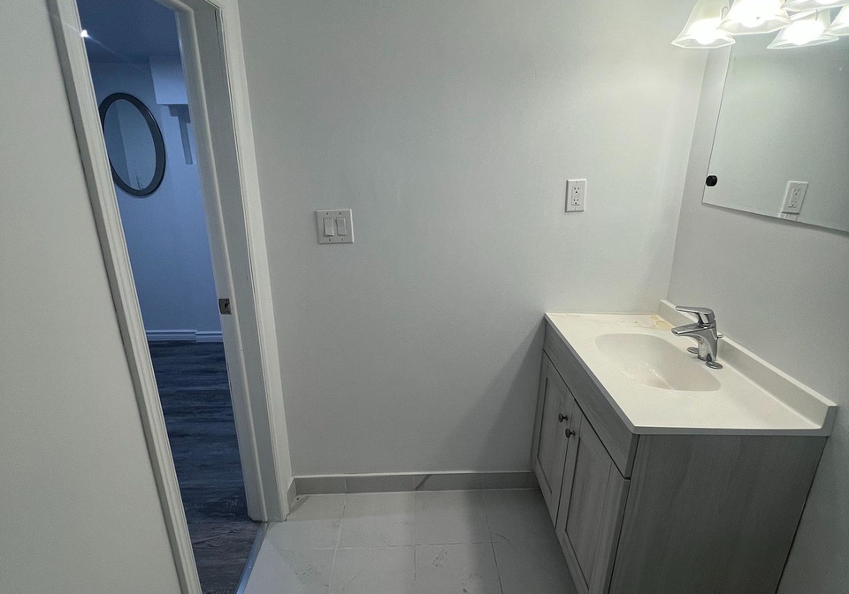 1389-lansdowne-avenue-toronto-toronto-ontario-w13553812