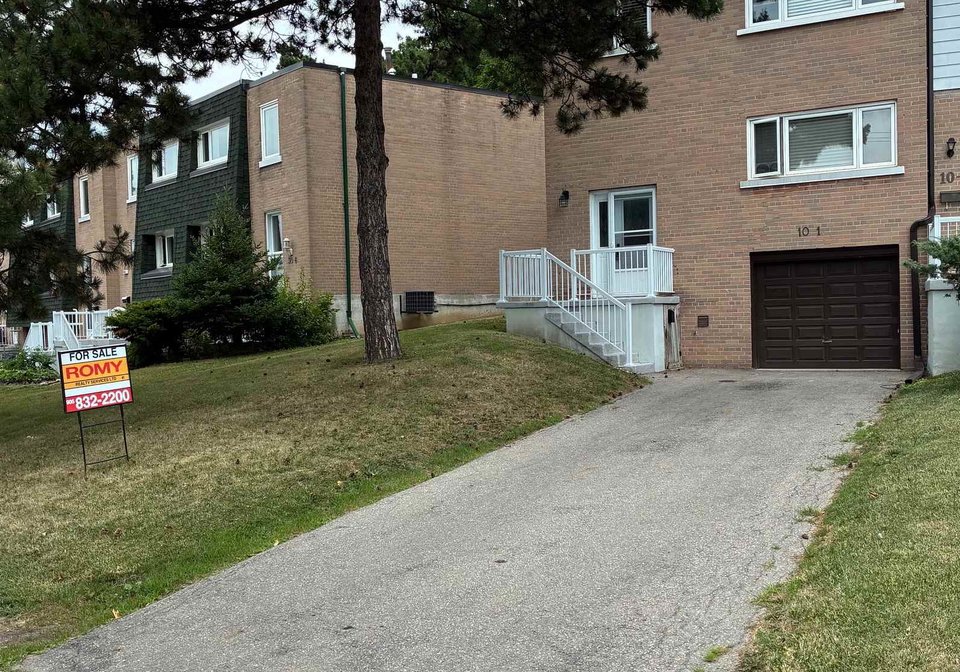 10-grandravine-drive-toronto-york-ontario-w13553842