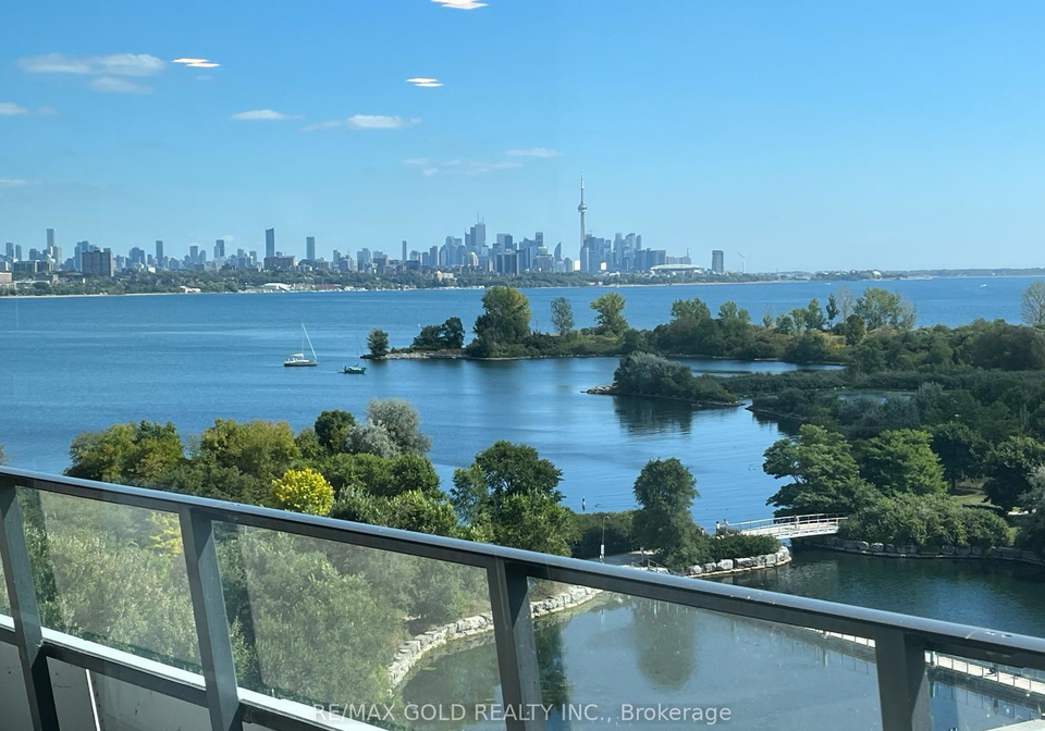 20-shore-breeze-drive-toronto-etobicoke-ontario-w13554096