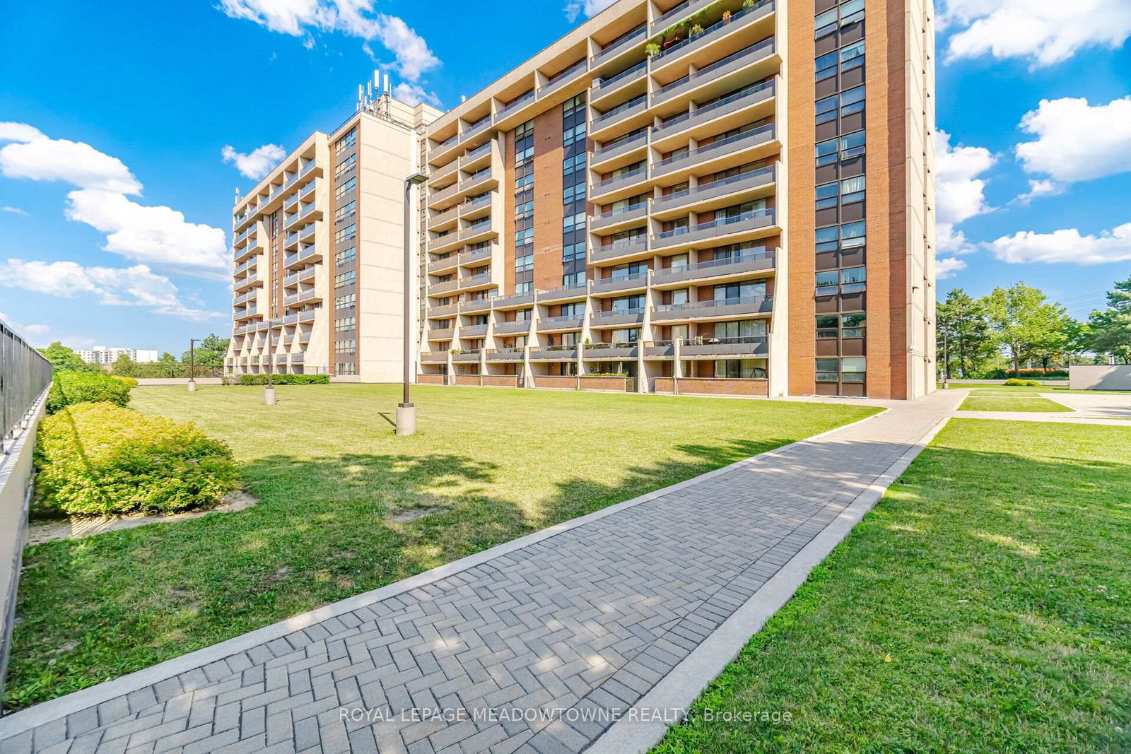 2929-aquitaine-avenue-mississauga-ontario-w13554162