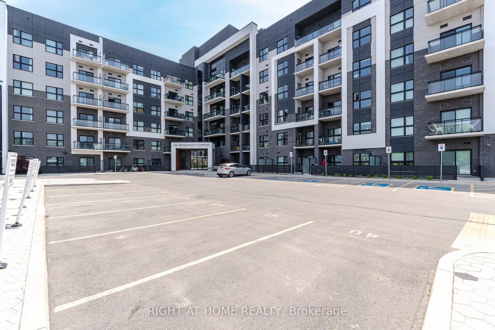 128-grovewood-common-oakville-ontario-w13554238