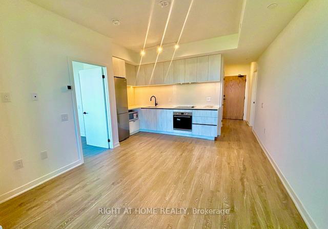 2495-eglinton-avenue-w-mississauga-ontario-w13554402