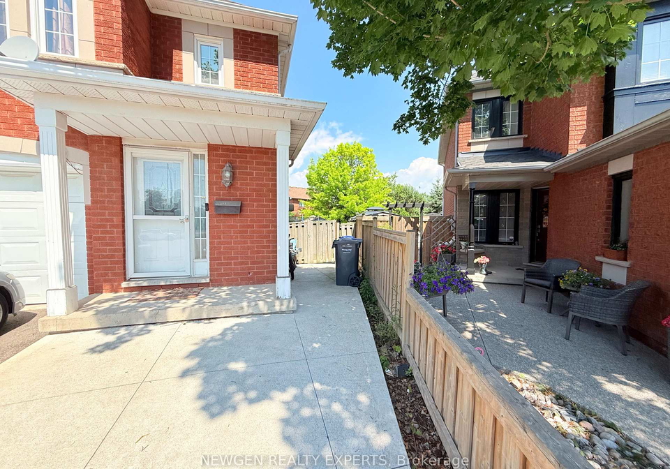 6013-castlegrove-court-mississauga-ontario-w13554560