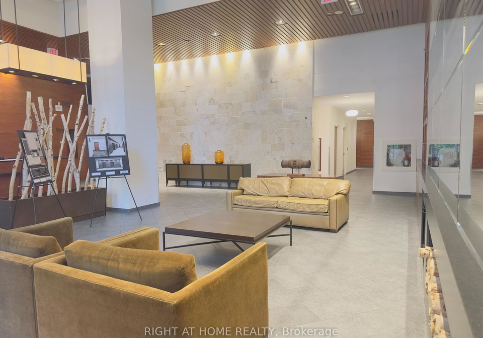 4090-living-arts-drive-mississauga-ontario-w13554590