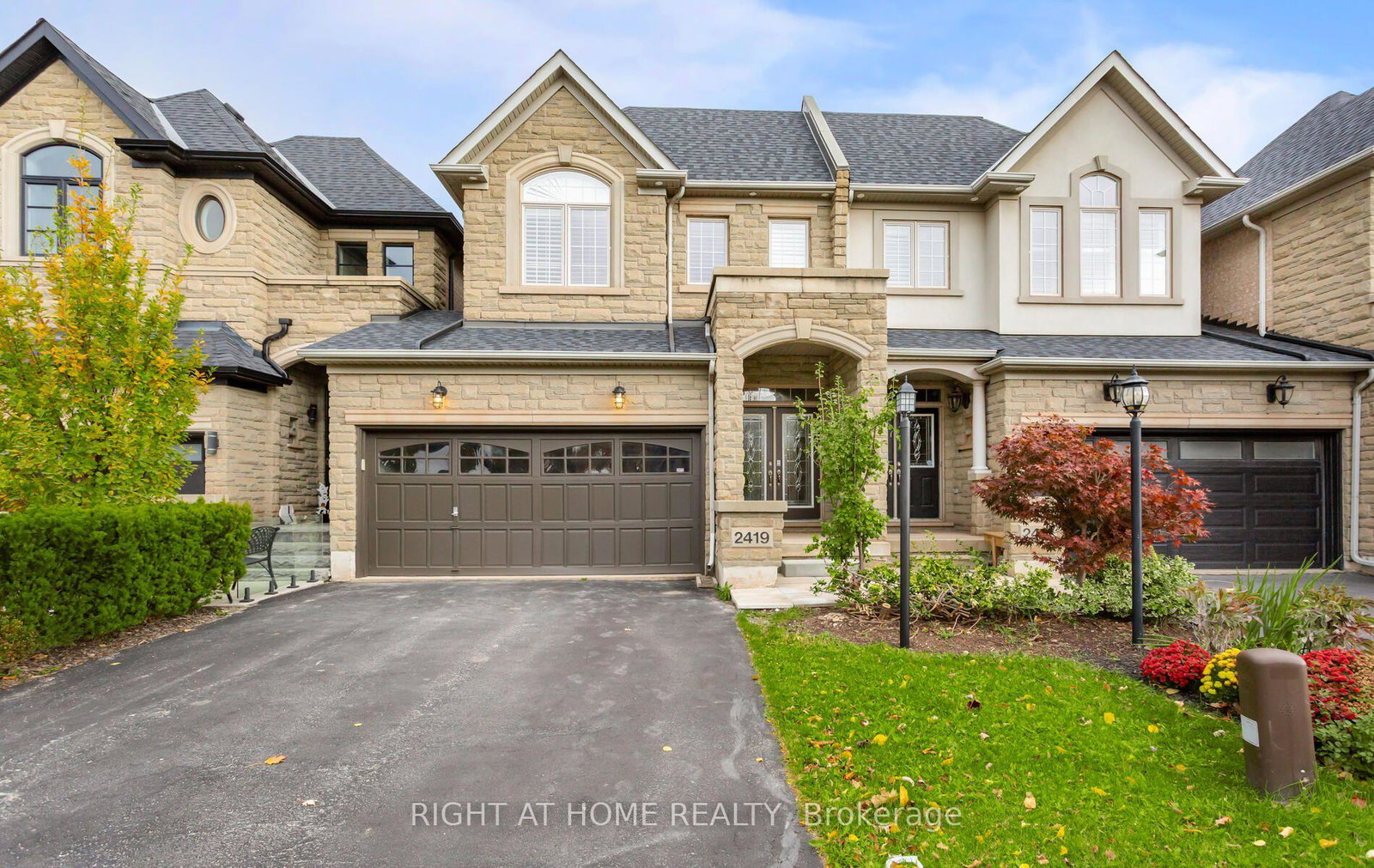 2419-wasaga-drive-oakville-ontario-w13554752