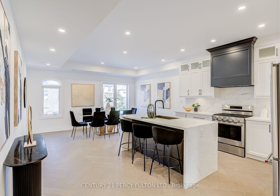 6636-clock-court-mississauga-ontario-w13554922