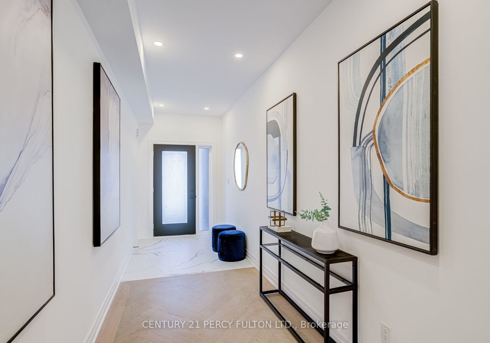6636-clock-court-mississauga-ontario-w13554922