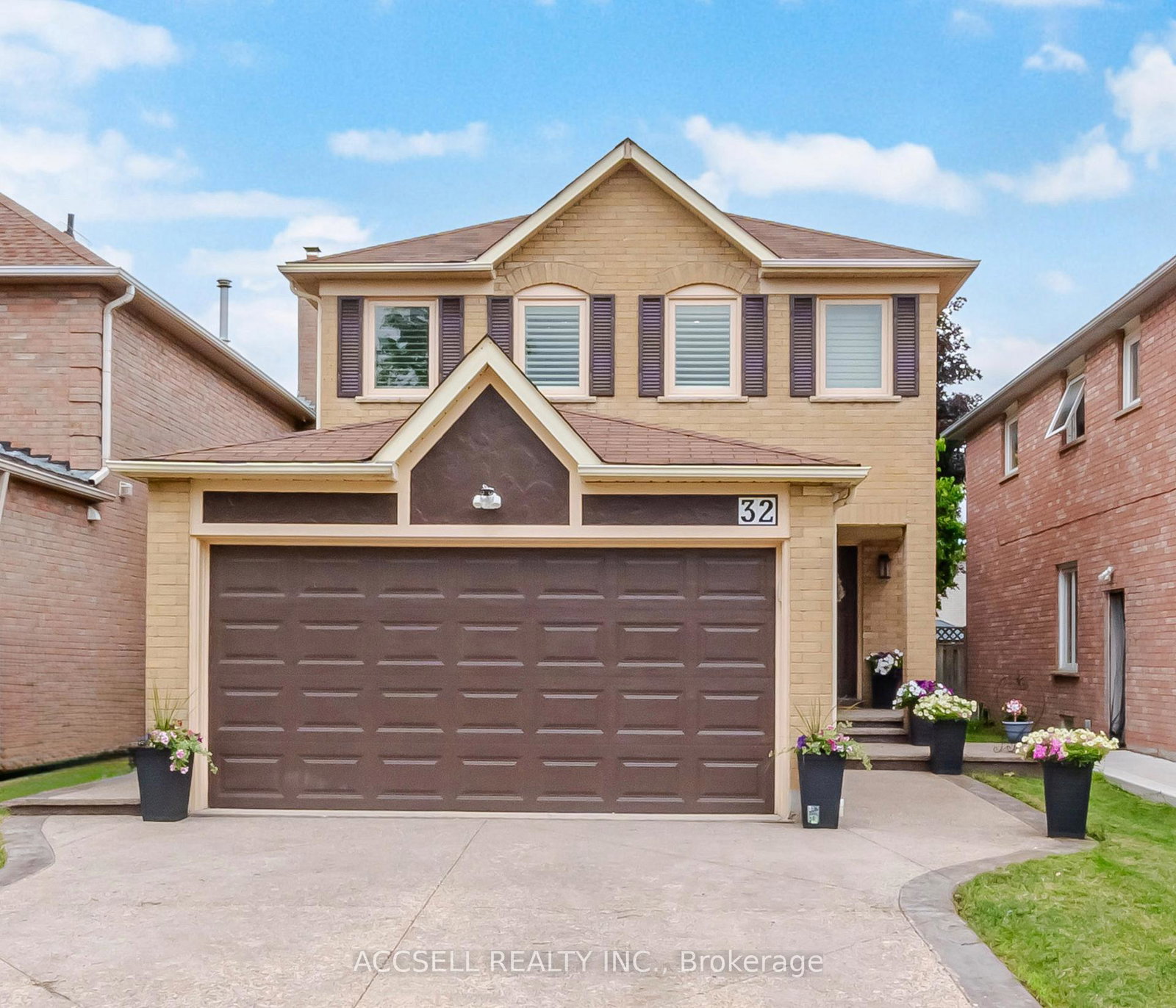 32-niles-court-brampton-ontario-w13554928