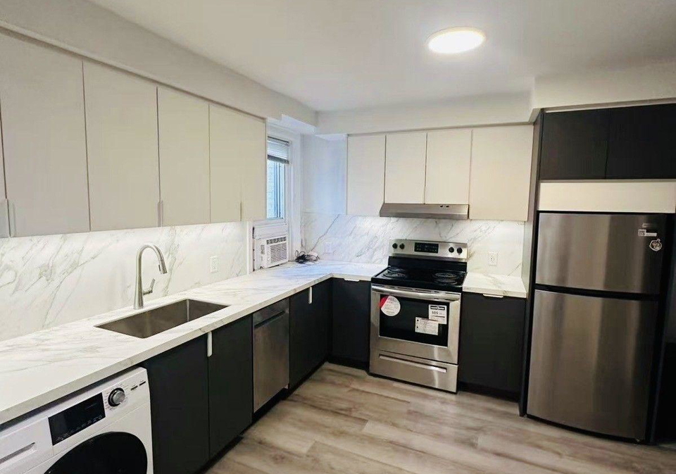 2961-lakeshore-boulevard-w-toronto-etobicoke-ontario-w13554952