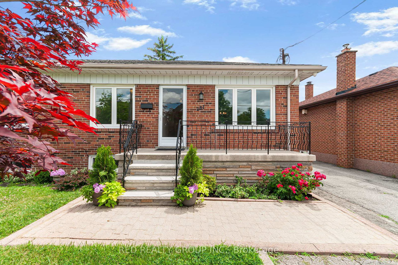 281-falstaff-avenue-toronto-north-york-ontario-w13555160