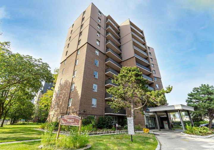3065-queen-frederica-drive-mississauga-ontario-w13555200