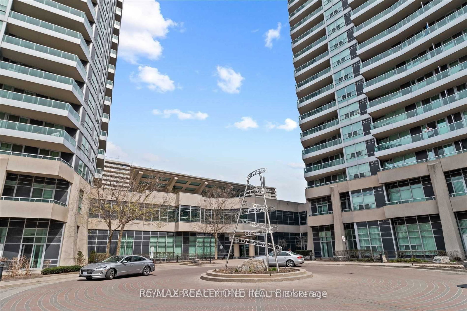 33-elm-drive-w-mississauga-ontario-w13555548