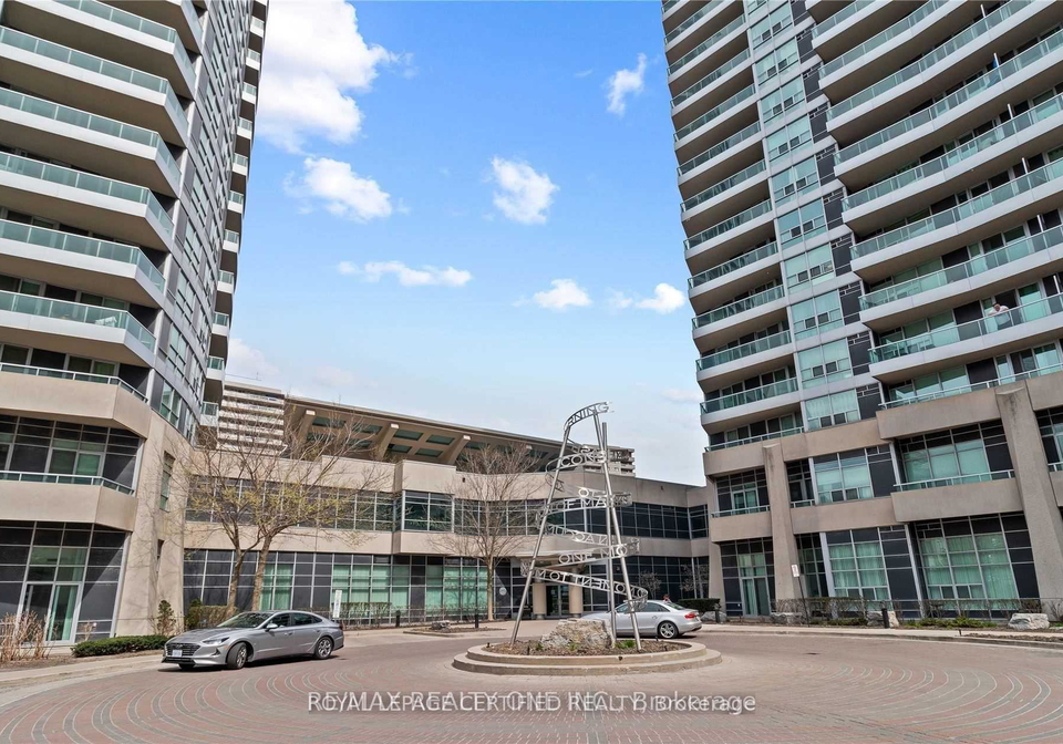 33-elm-drive-w-mississauga-ontario-w13555548