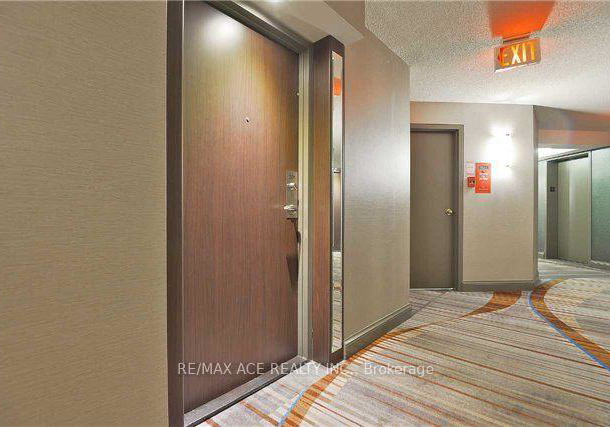 2261-lake-shore-boulevard-w-toronto-etobicoke-ontario-w13555650