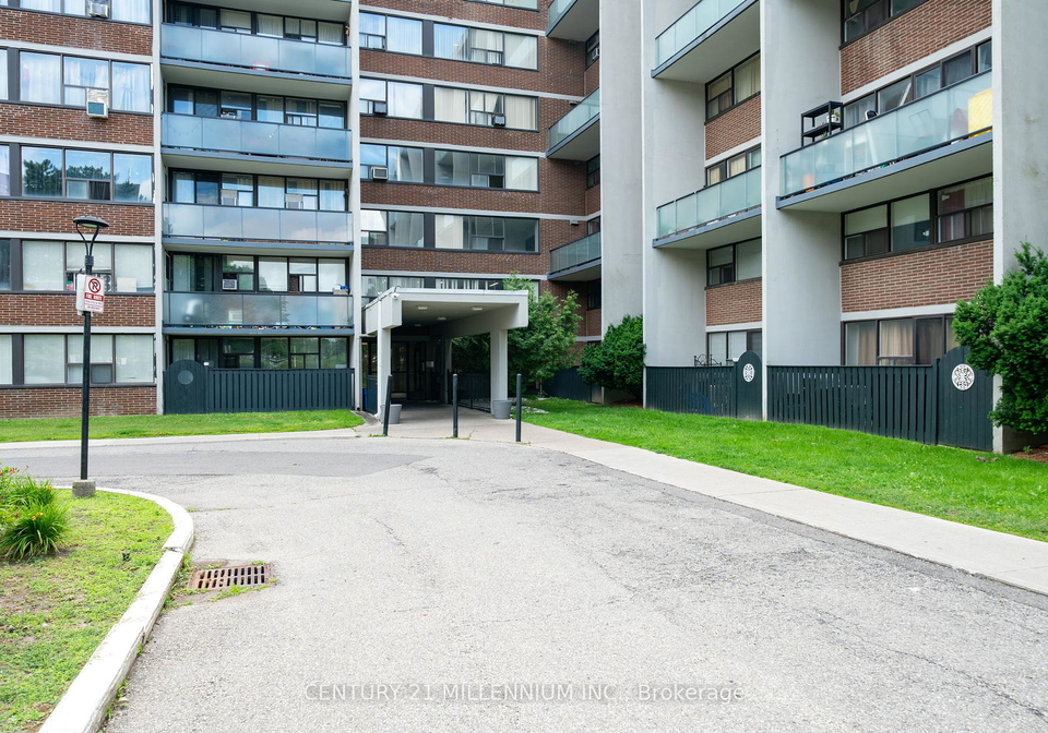 2121-roche-court-mississauga-ontario-w13555820