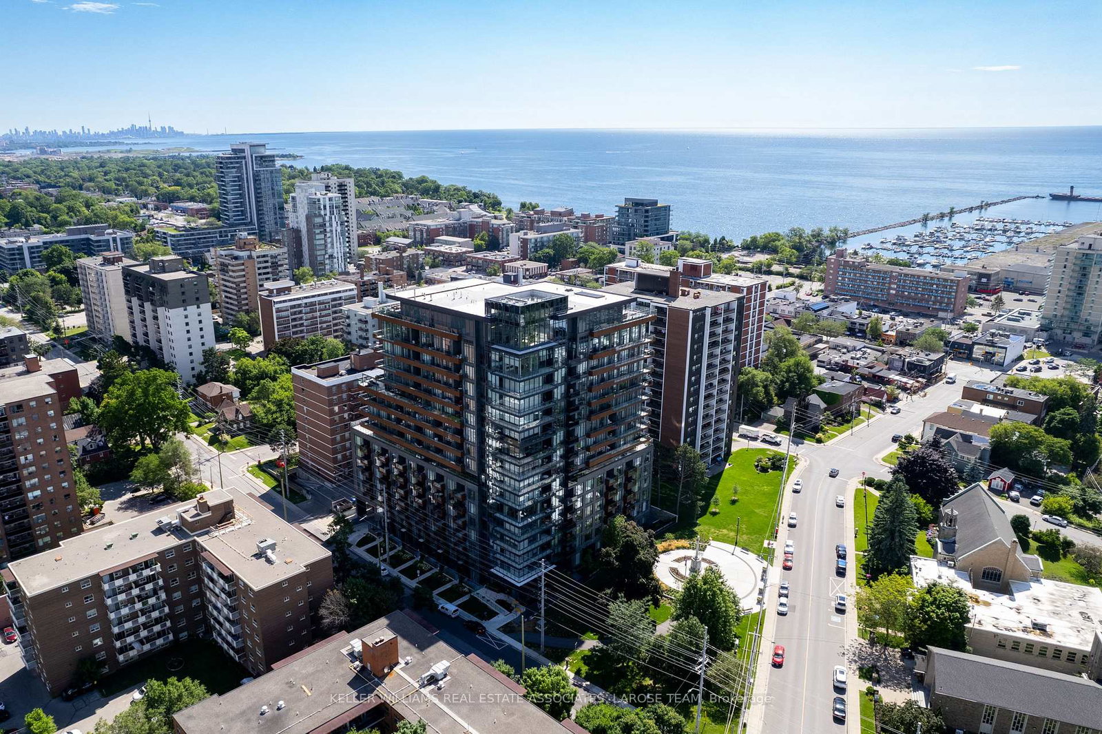 21-park-street-e-mississauga-ontario-w13555898