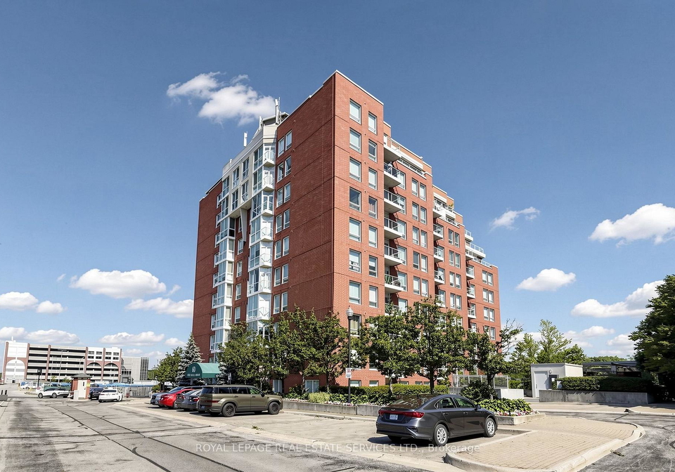 60-old-mill-road-oakville-ontario-w13556276