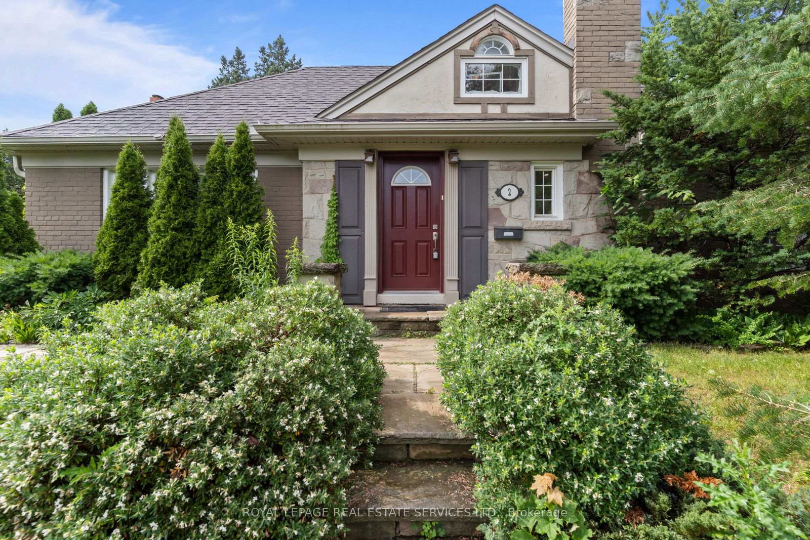 2-glenroy-avenue-toronto-etobicoke-ontario-w13556480