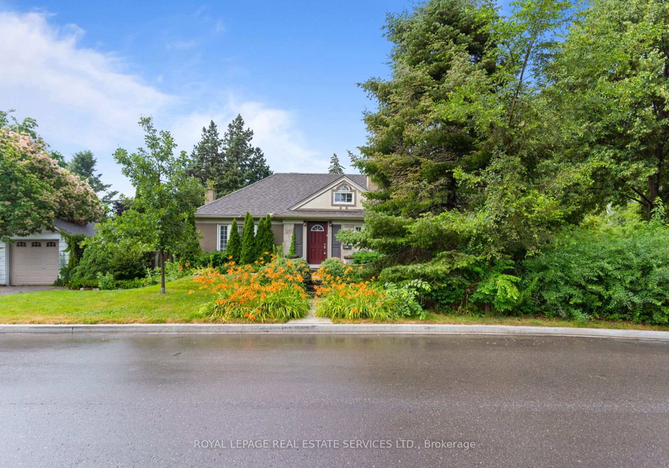 2-glenroy-avenue-toronto-etobicoke-ontario-w13556480