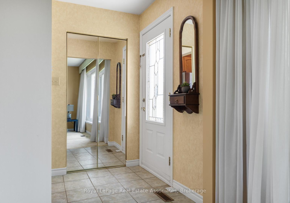 572-tedwyn-drive-mississauga-ontario-w13556554