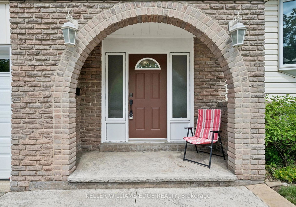 495-tipperton-crescent-oakville-ontario-w13556558