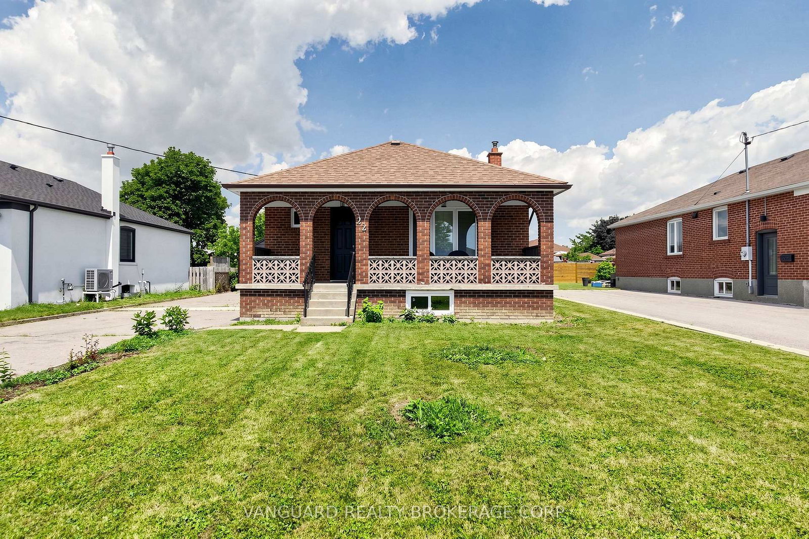 22-nash-drive-toronto-york-ontario-w13556640