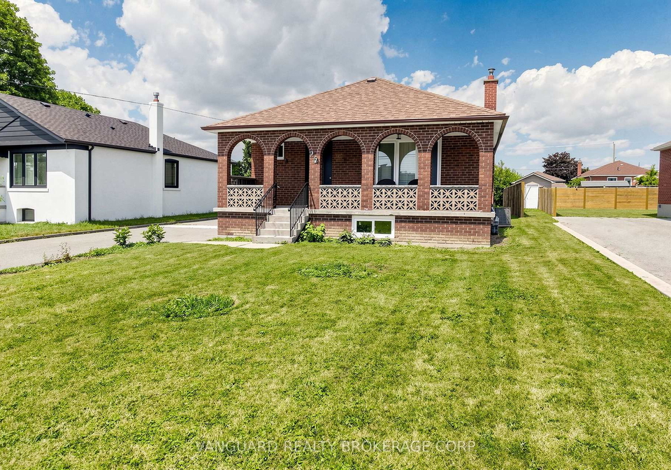 22-nash-drive-toronto-york-ontario-w13556640