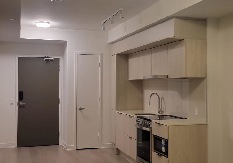 448-burnhamthorpe-road-w-mississauga-ontario-w13556678
