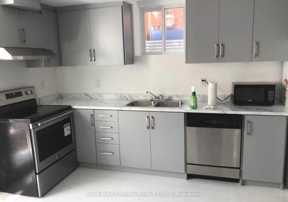 28-culture-crescent-brampton-ontario-w13556726