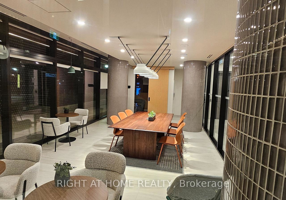 1660-bloor-street-w-toronto-toronto-ontario-w13557008