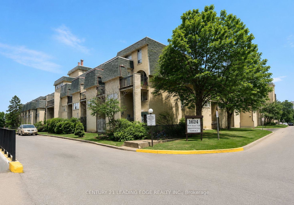 1624-bloor-street-mississauga-ontario-w13557060