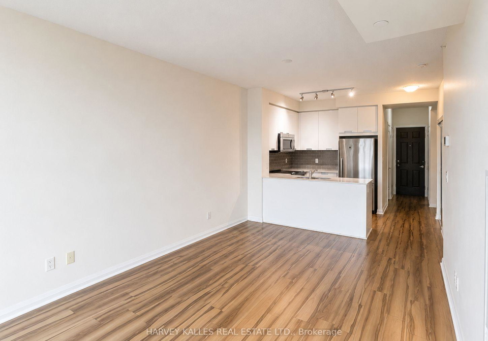 75-eglinton-avenue-w-mississauga-ontario-w13557074