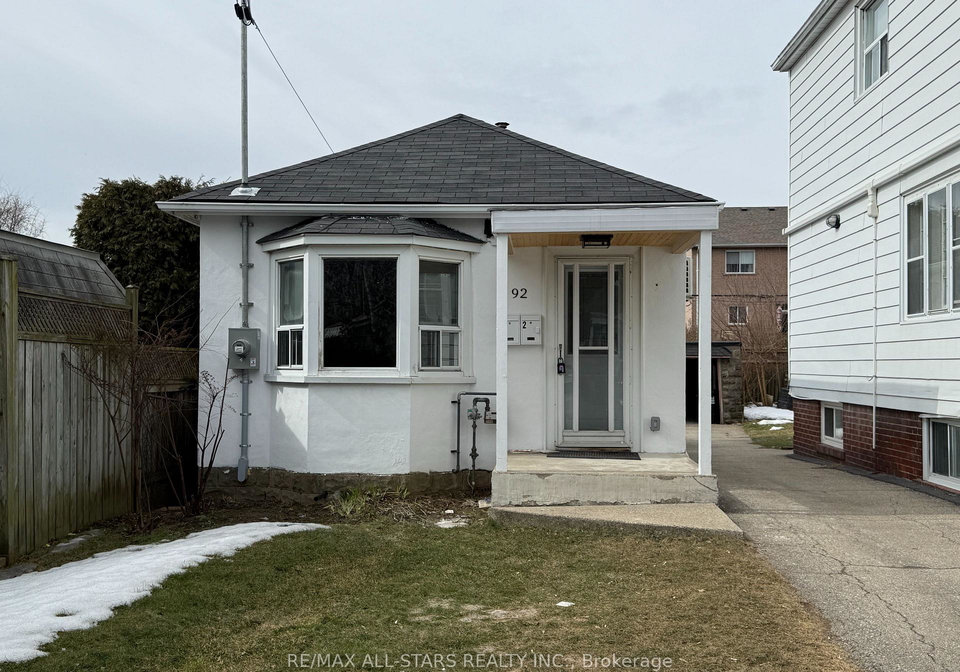 9thirty-ninth-street-toronto-etobicoke-ontario-w13557254