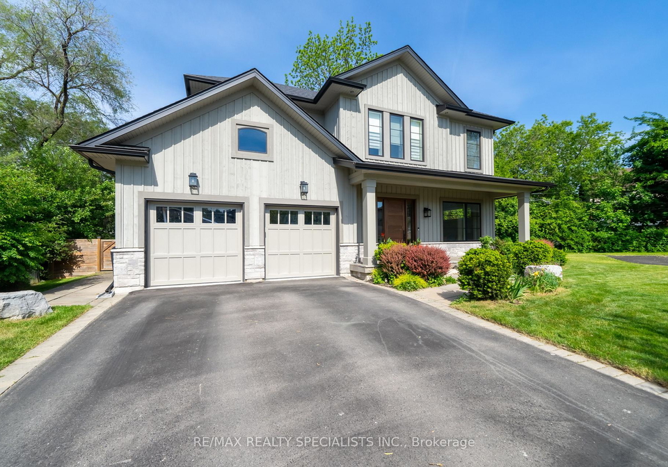 18-florence-drive-oakville-ontario-w13557408