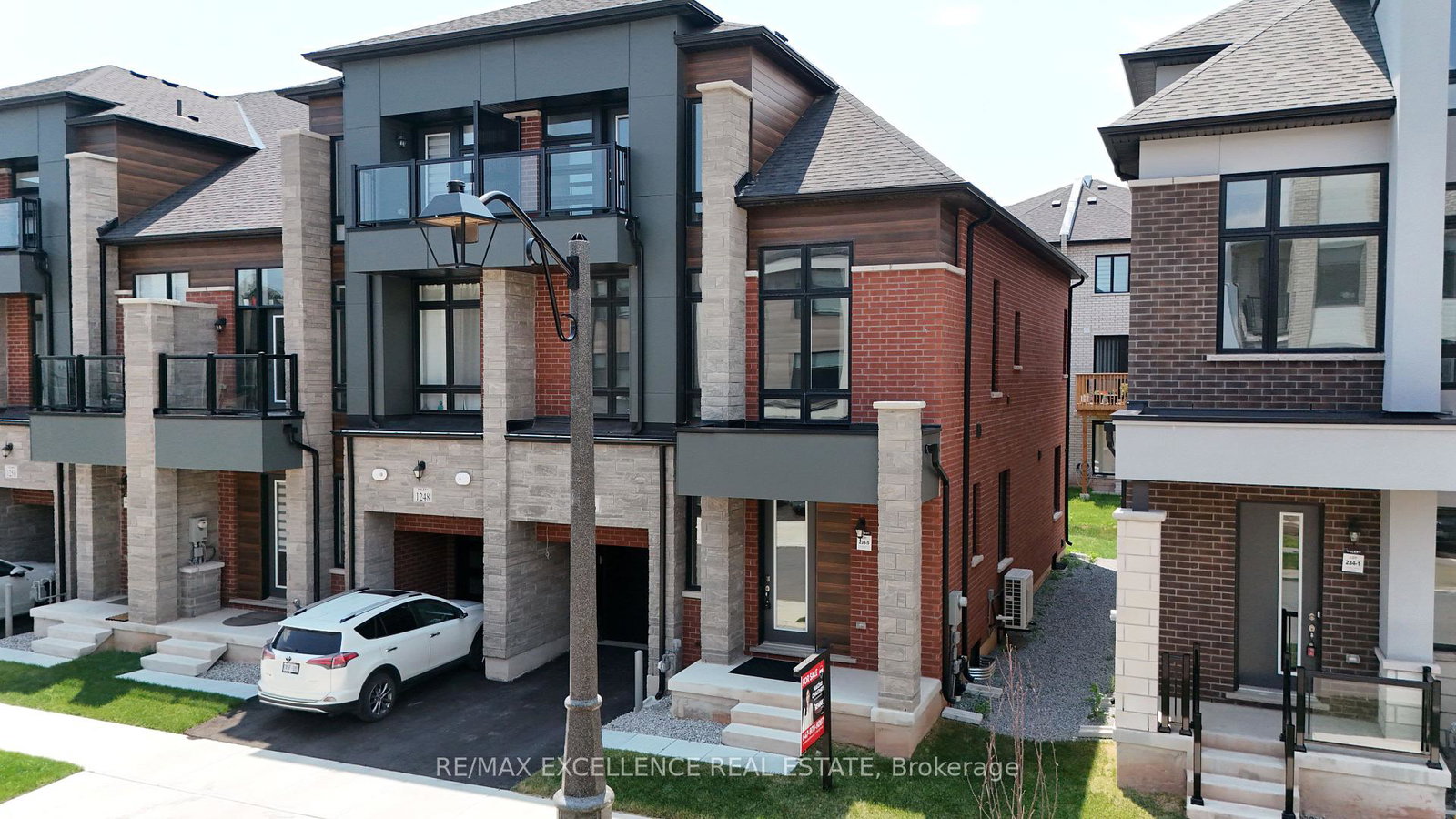 1246-anthonia-trail-oakville-ontario-w13557572