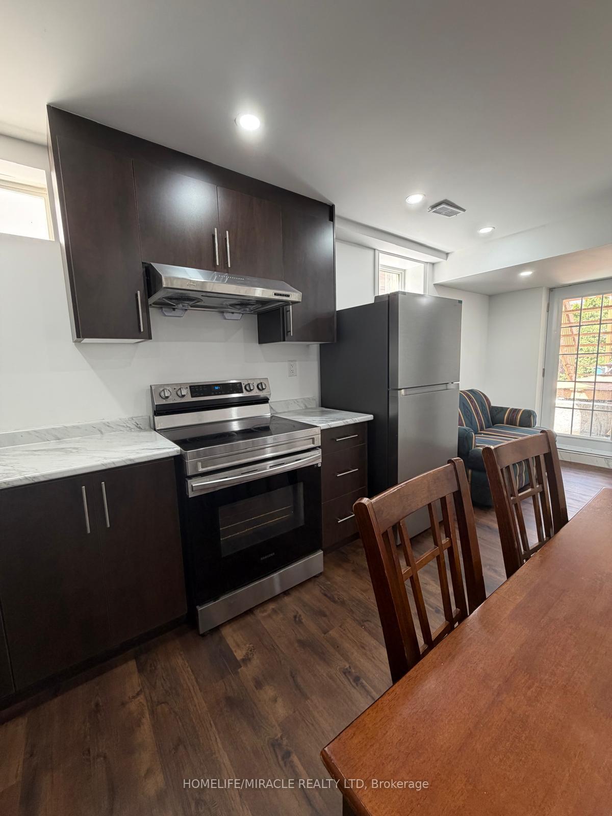28-meadowglen-boulevard-halton-hills-ontario-w13557680