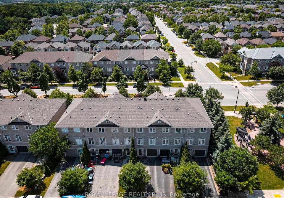 2333-sutton-drive-burlington-ontario-w13557874