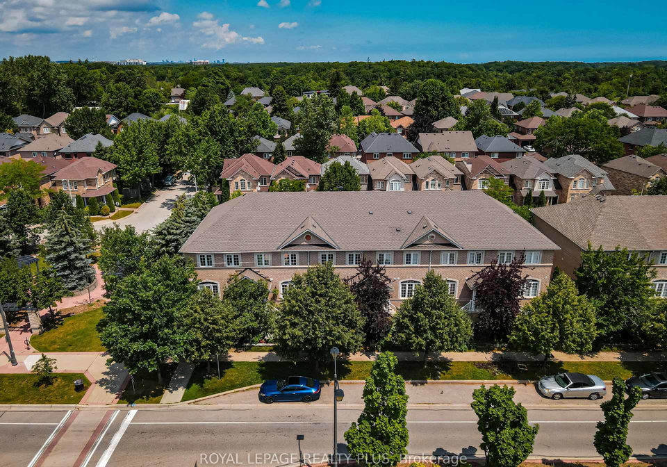 2333-sutton-drive-burlington-ontario-w13557874