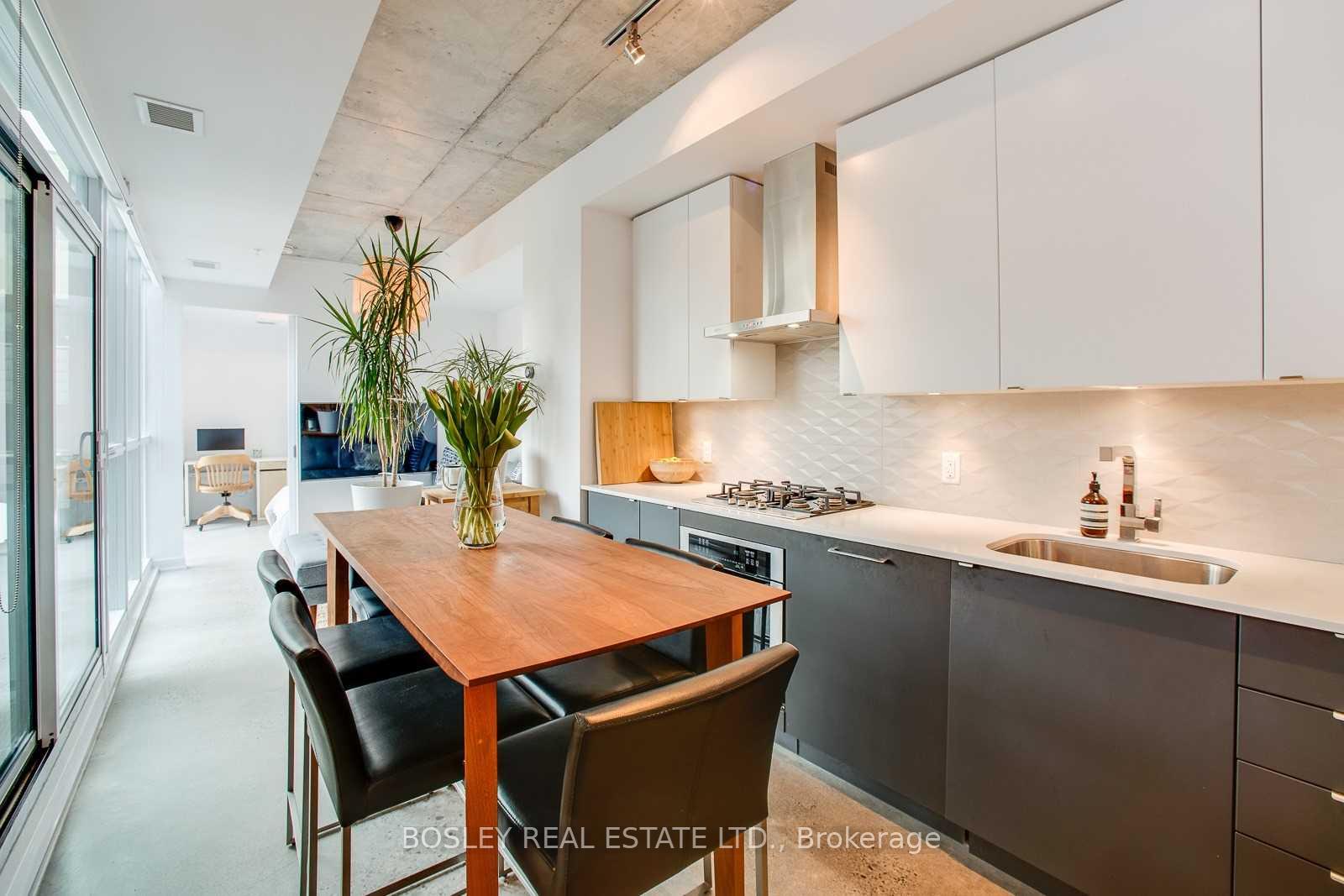 38-howard-park-avenue-toronto-toronto-ontario-w13558050