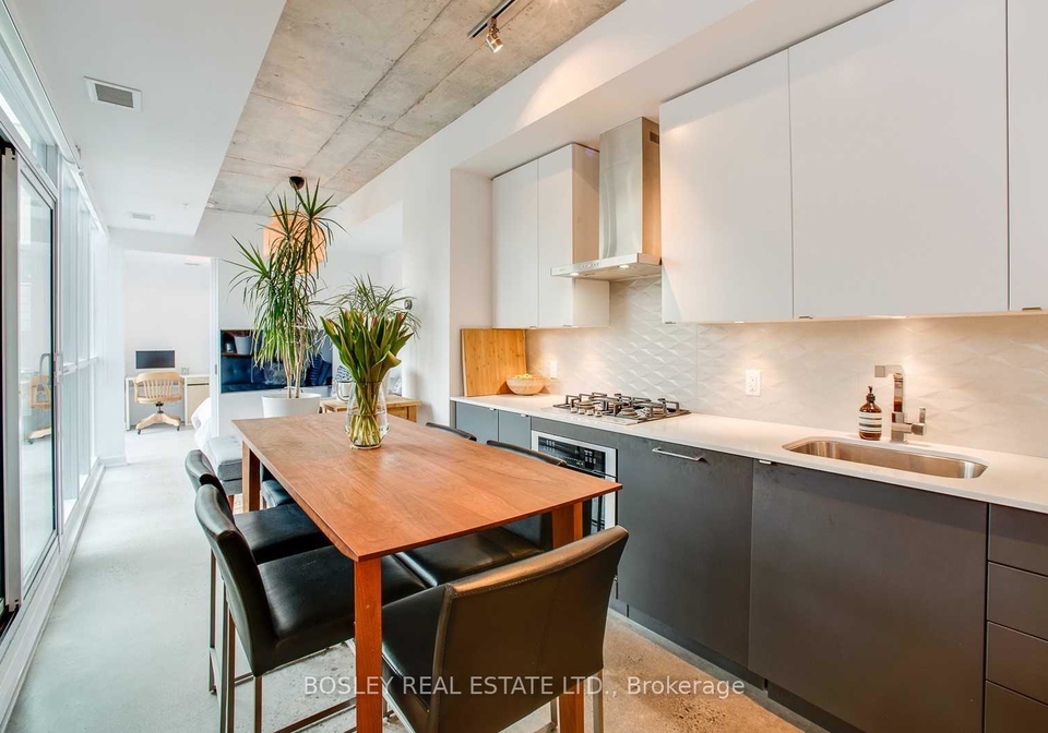 38-howard-park-avenue-toronto-toronto-ontario-w13558050