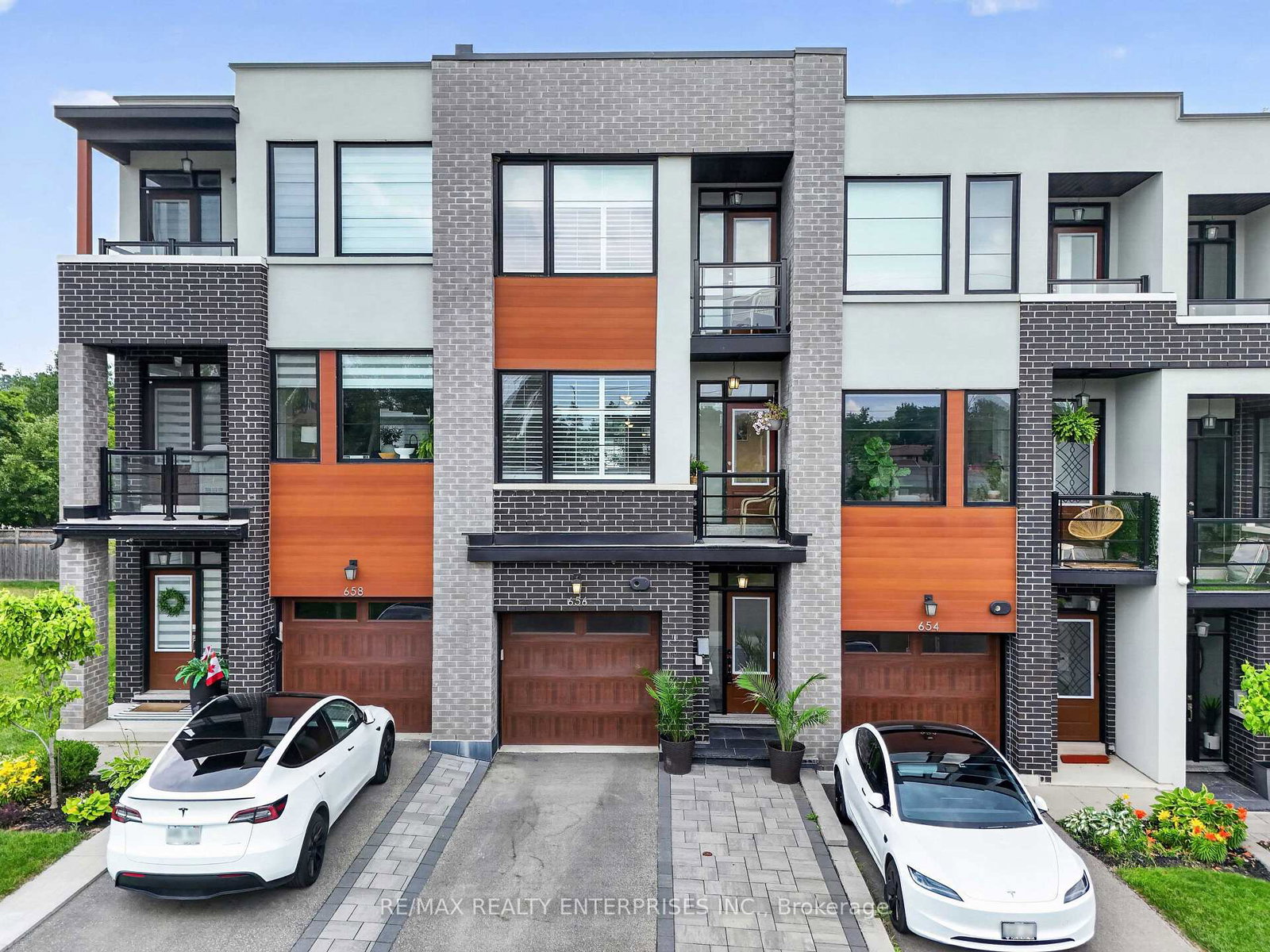 656-tupelo-court-mississauga-ontario-w13558128