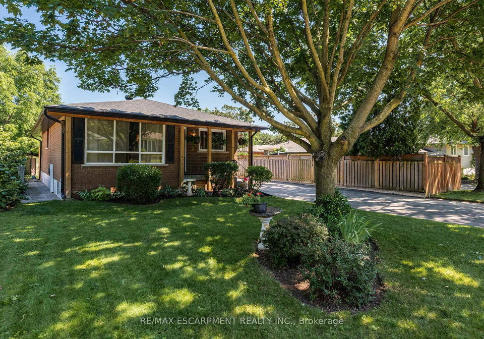 1315-rosemary-crescent-burlington-ontario-w13558322