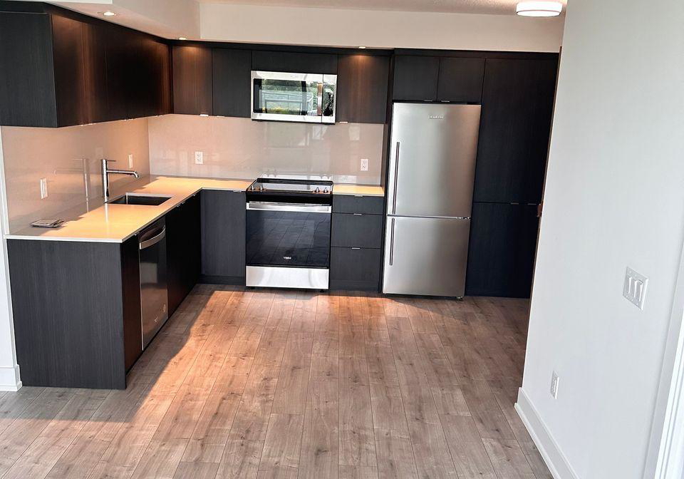 10-eva-road-toronto-etobicoke-ontario-w13558542